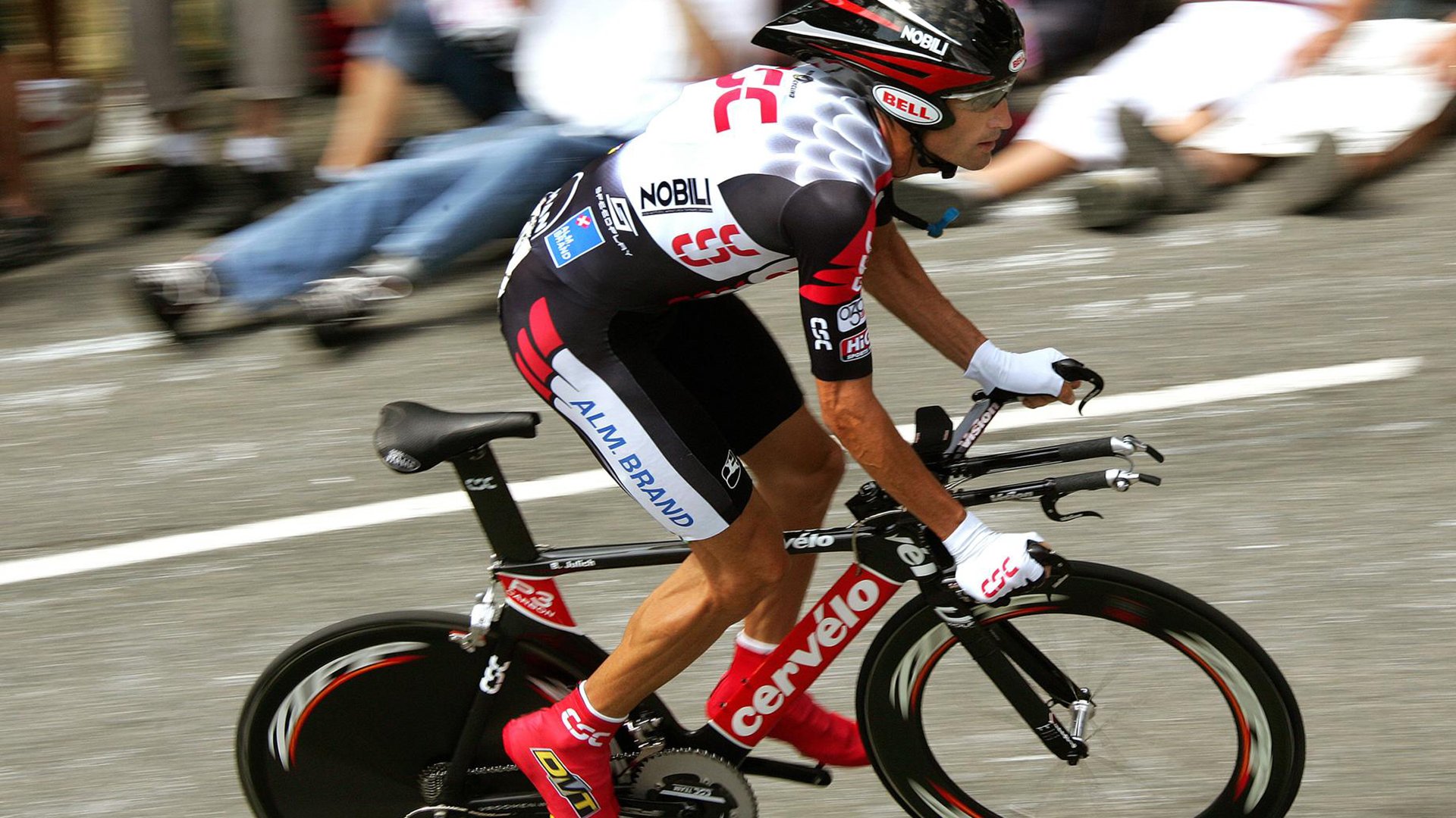 体育纪录片热播,运动员幕后故事打动观众,体育纪录片有哪些